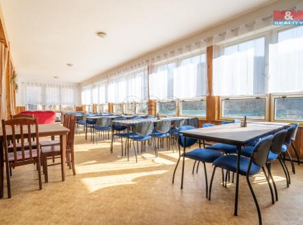 Prodej - hotel, 18 462 m²