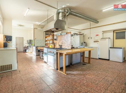Prodej - hotel, 18 462 m²