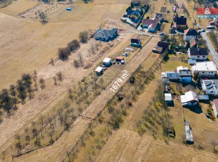 Prodej pozemku pro bydlení, 1 679 m²