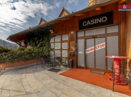 Prodej - restaurace, 2 100 m²