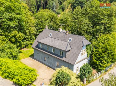 Prodej - hotel, 382 m²
