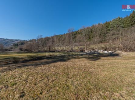 Prodej pozemku pro komerční výstavbu, 1 762 m²