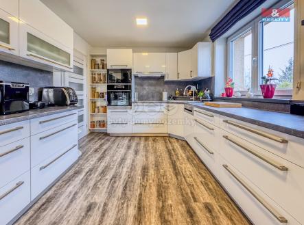 Prodej domu/vily, 200 m²