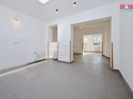 Pronájem - obchodní prostor, 80 m²