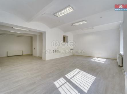 Pronájem obchodní prostor, 167 m²