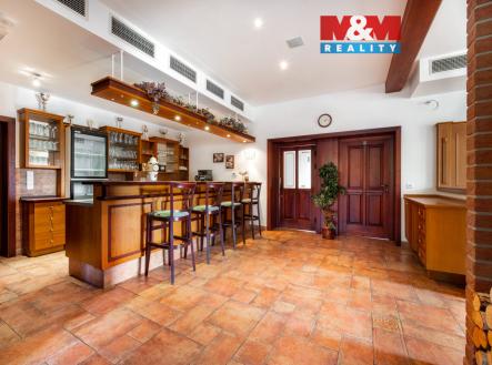 Prodej restaurace, 330 m²