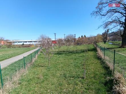 Pronájem - pozemek, zahrada, 1 799 m²