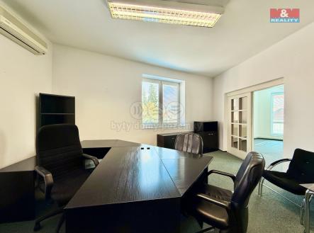 Pronájem kanceláře, 66 m²