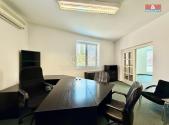 Pronájem kanceláře, 66 m²