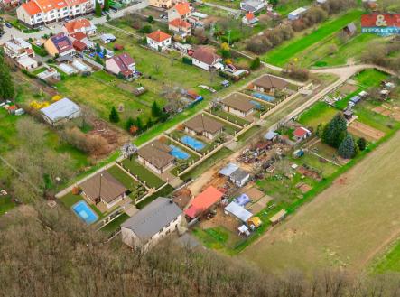 Prodej pozemku pro bydlení, 4 444 m²