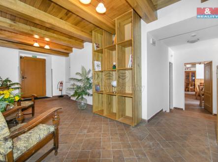Prodej - hotel, 393 m²