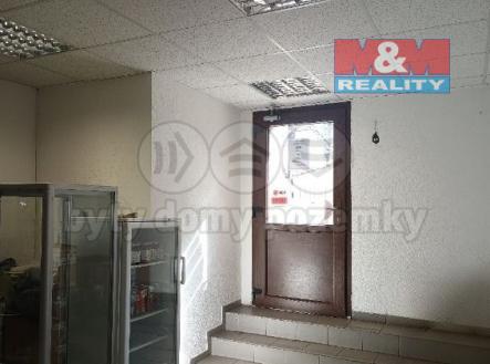 Pronájem - obchodní prostor, 30 m²