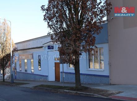 Prodej - obchodní prostor, 300 m²