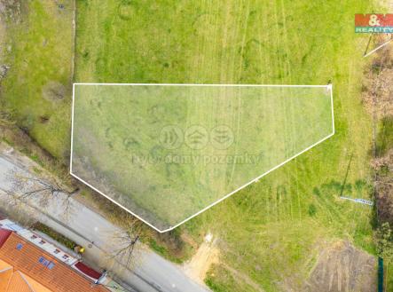 Prodej - pozemek pro bydlení, 1 071 m²