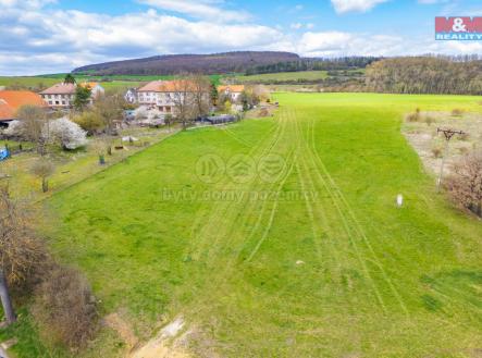 Prodej - pozemek pro bydlení, 1 071 m²