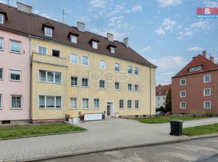 Prodej - obchodní prostor, 85 m²