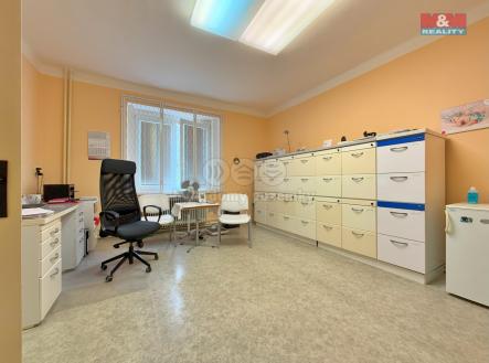 Prodej - obchodní prostor, 487 m²