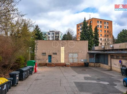 Pronájem - skladovací prostor, 230 m²