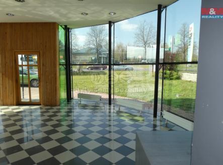 Pronájem - obchodní prostor, 75 m²