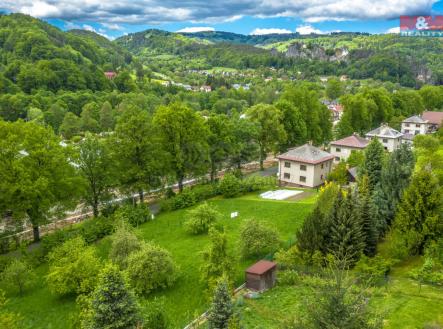 Prodej pozemku pro bydlení, 815 m²