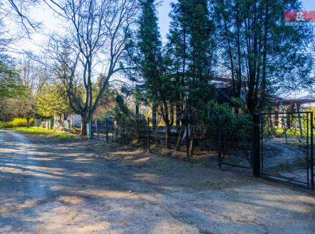 Prodej - pozemek, zahrada, 406 m²