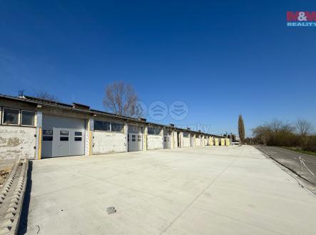 Pronájem - skladovací prostor, 104 m²