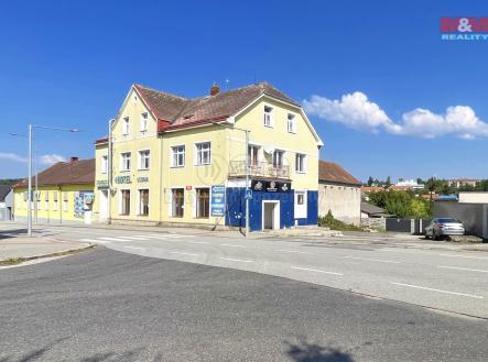 Prodej - restaurace, 854 m²