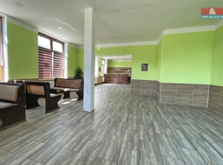 Prodej - restaurace, 854 m²