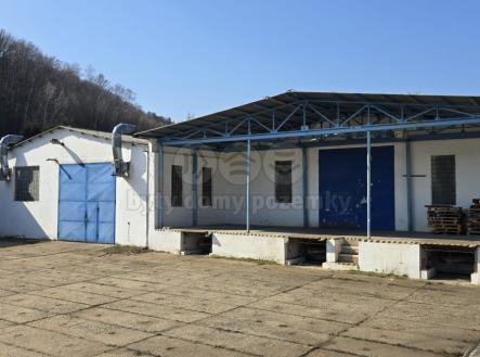 Pronájem obchodní prostor, 2 500 m²