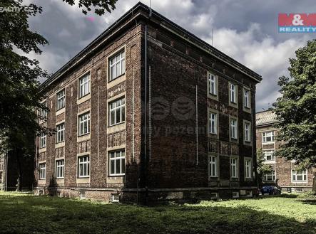 Pronájem bytu, 2+kk, 68 m²