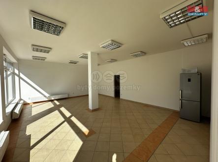 Pronájem kanceláře, 85 m²