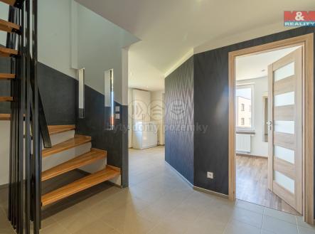 Prodej - dům/vila, 200 m²