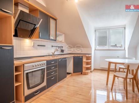 Prodej bytu, 2+1, 59 m²