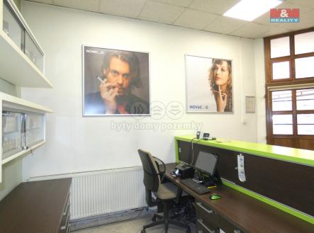 Pronájem obchodní prostor, 37 m²