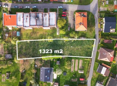 Prodej - pozemek pro bydlení, 1 323 m²