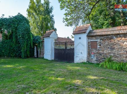 Prodej - dům/vila, 450 m²