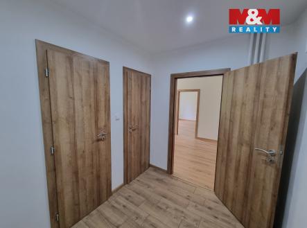 Pronájem bytu, 1+1, 60 m²