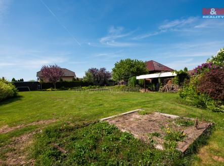 Pronájem - pozemek, zahrada, 450 m²