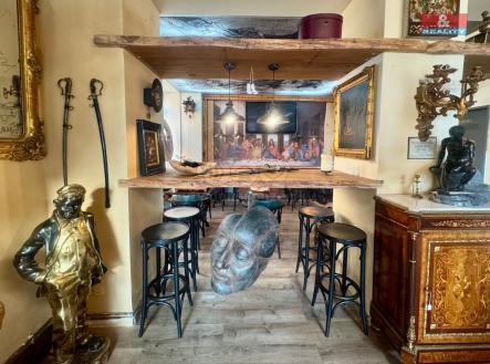 Pronájem - restaurace, 107 m²