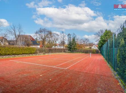 Prodej - hotel, 1 076 m²