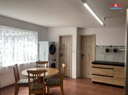 Prodej - obchodní prostor, 70 m²