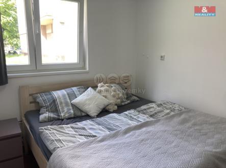 Prodej - obchodní prostor, 70 m²