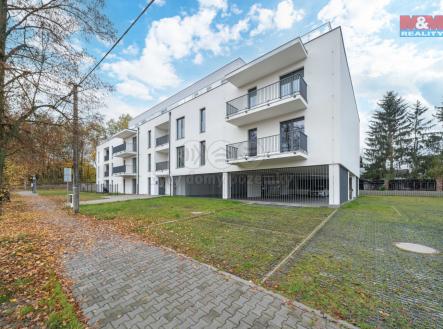 Pronájem bytu, 1+kk, 32 m²