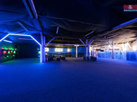 Pronájem obchodní prostor, 662 m²