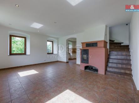 Prodej - hotel, 304 m²