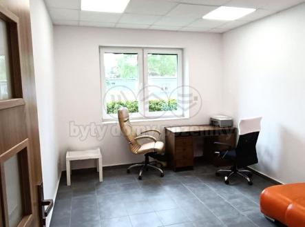 Pronájem - kanceláře, 14 m²
