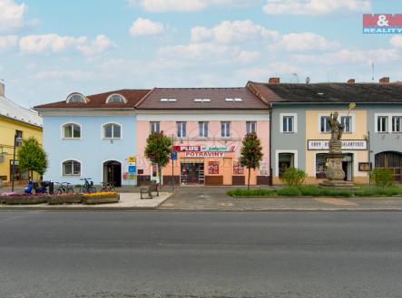 Pronájem - obchodní prostor, 183 m²