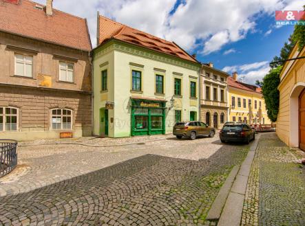 Pronájem - kanceláře, 93 m²