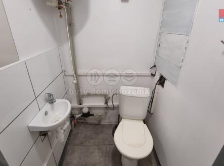 Pronájem - obchodní prostor, 18 m²