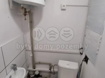 Pronájem - obchodní prostor, 18 m²